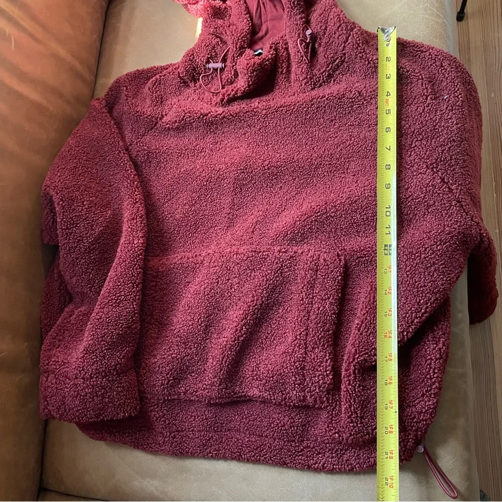 Vince Cozy Faux Sherpa shearling Pullover Hoodie in Anise red medium sweatshirt - Picture 17 of 17